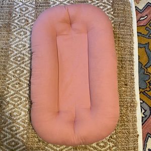 Snuggle Me Baby Lounger